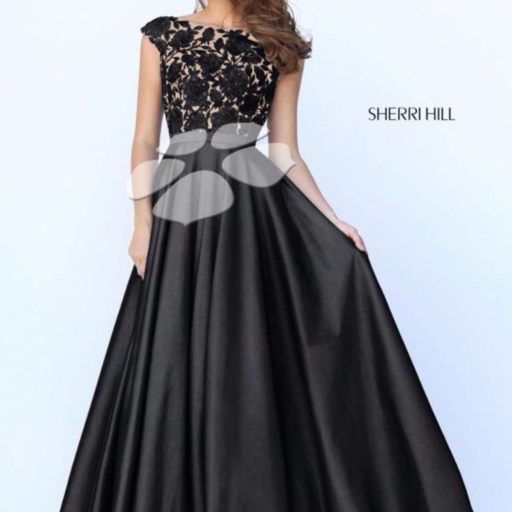 SOLD Sherri hill dress